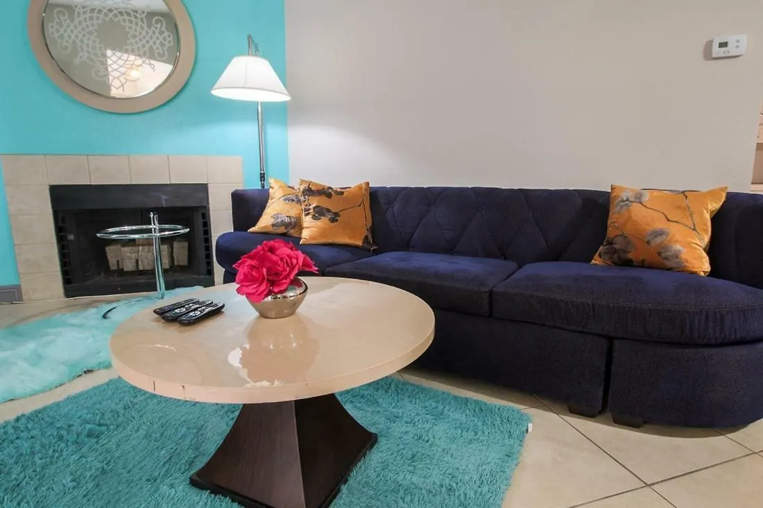 Strip View Luxury Condo Las Vegas Apartment